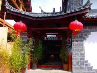 Lijiang Yard Inn Лицзян Экстерьер фото